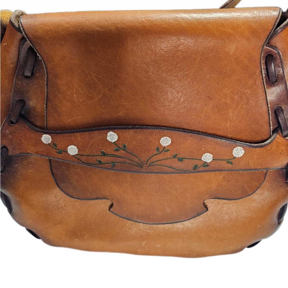 Vintage 70s Floral Boho Hand Painted Leather Pouch Shoulder Saddlebag - Picture 2 of 14